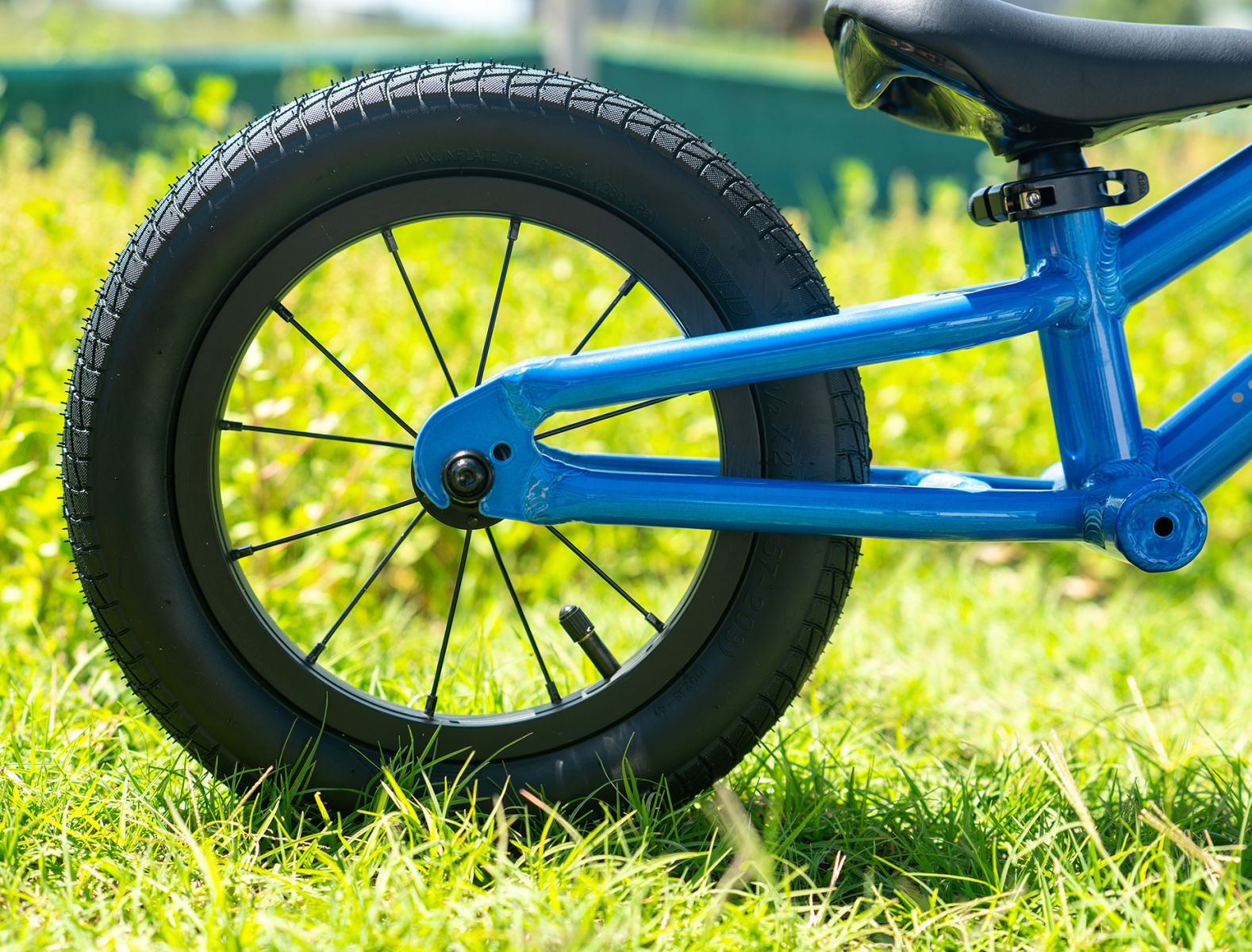 COLONY HORIZON BLANCE BIKE BLUE